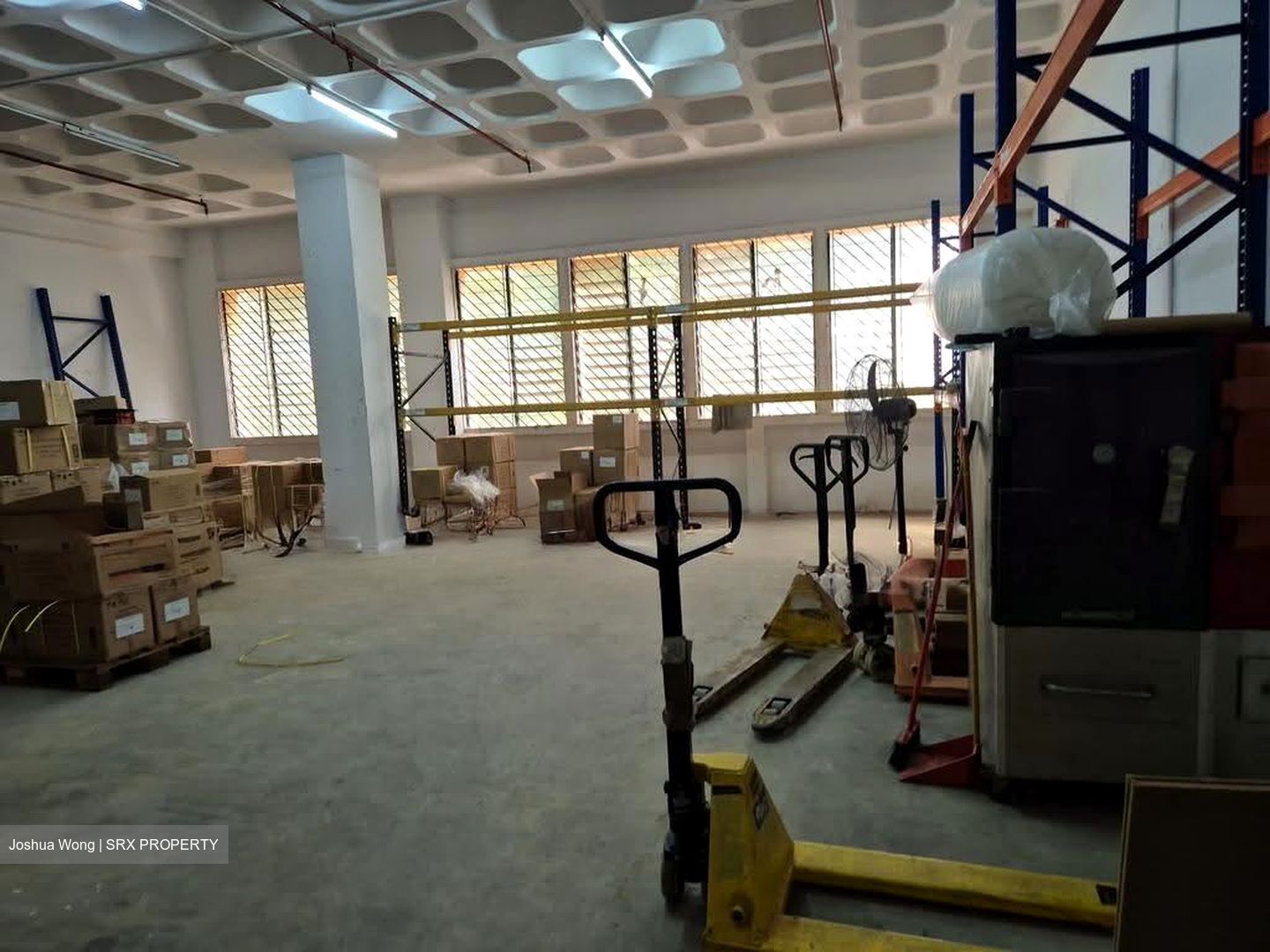 Hillview Warehouse (D23), Factory #611754291